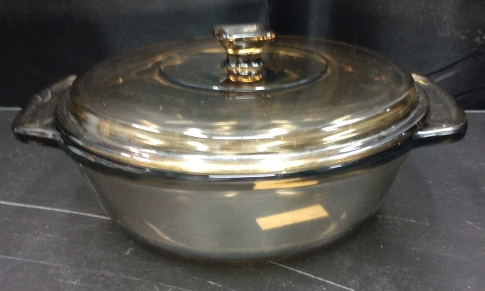 Anchor Hocking Casserole Dish 1.5 Qt 8.25" Diameter Amber 1037 Ovenware With lid